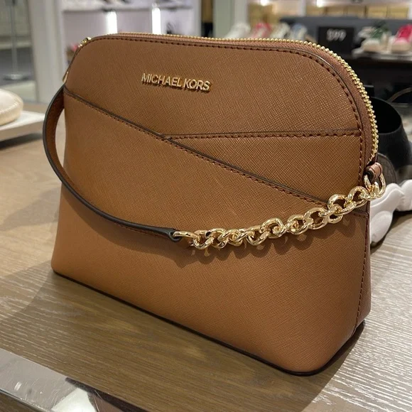 MICHAEL KORS 
Jet Set Travel Medium Dome Crossbody Bag XCROSS XBODY
Luggage 
NWT - Picture 7 of 16